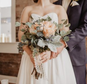 Service Image 1@2x 300x287