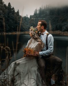 Storie Image 3@2x 237x300